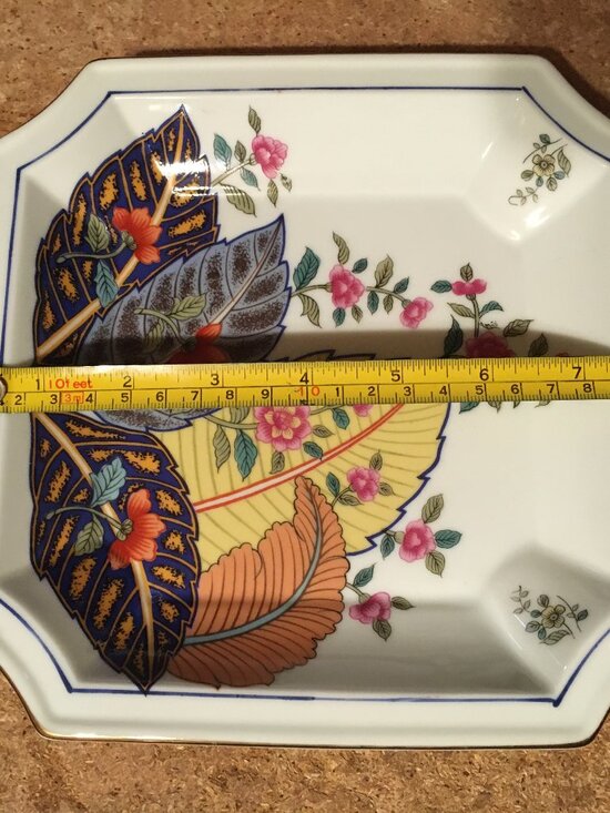 VINTAGE TOBACCO LEAF FINE CHINA DISH BY MANN GENUS NIKOTINIA 8”